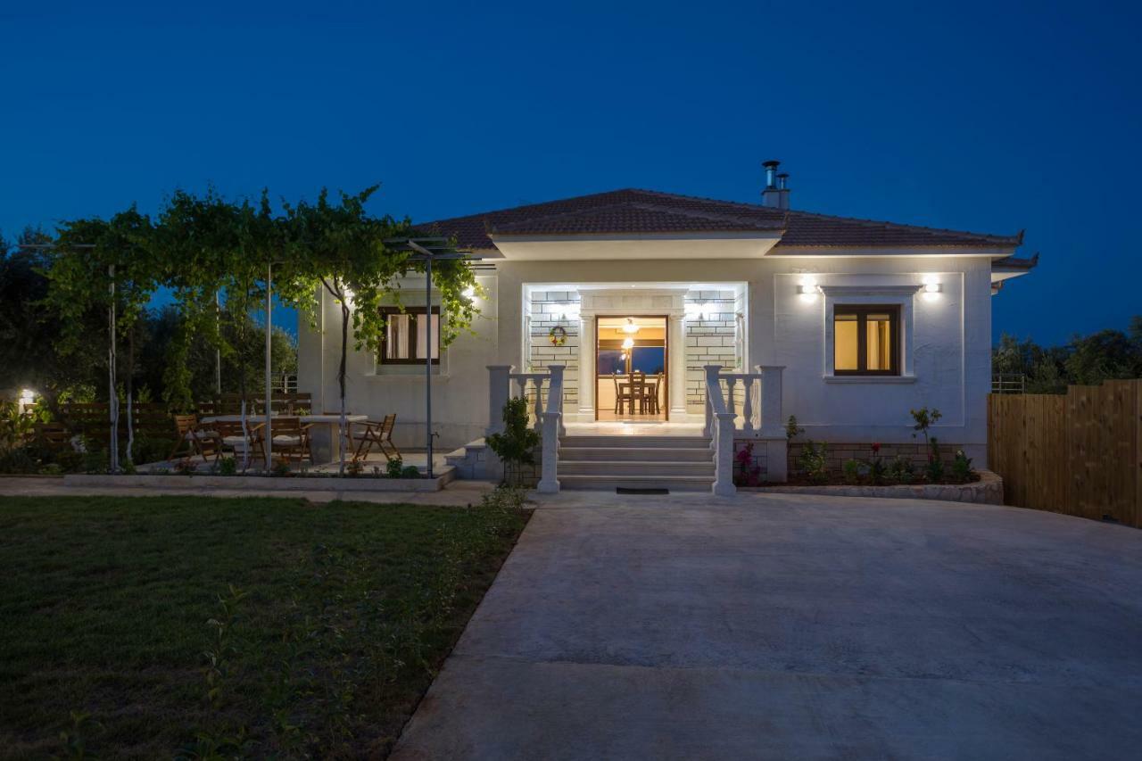 Villa Serenity Agia Marina  Luaran gambar