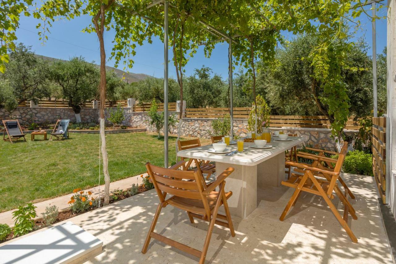 Villa Serenity Agia Marina  Luaran gambar