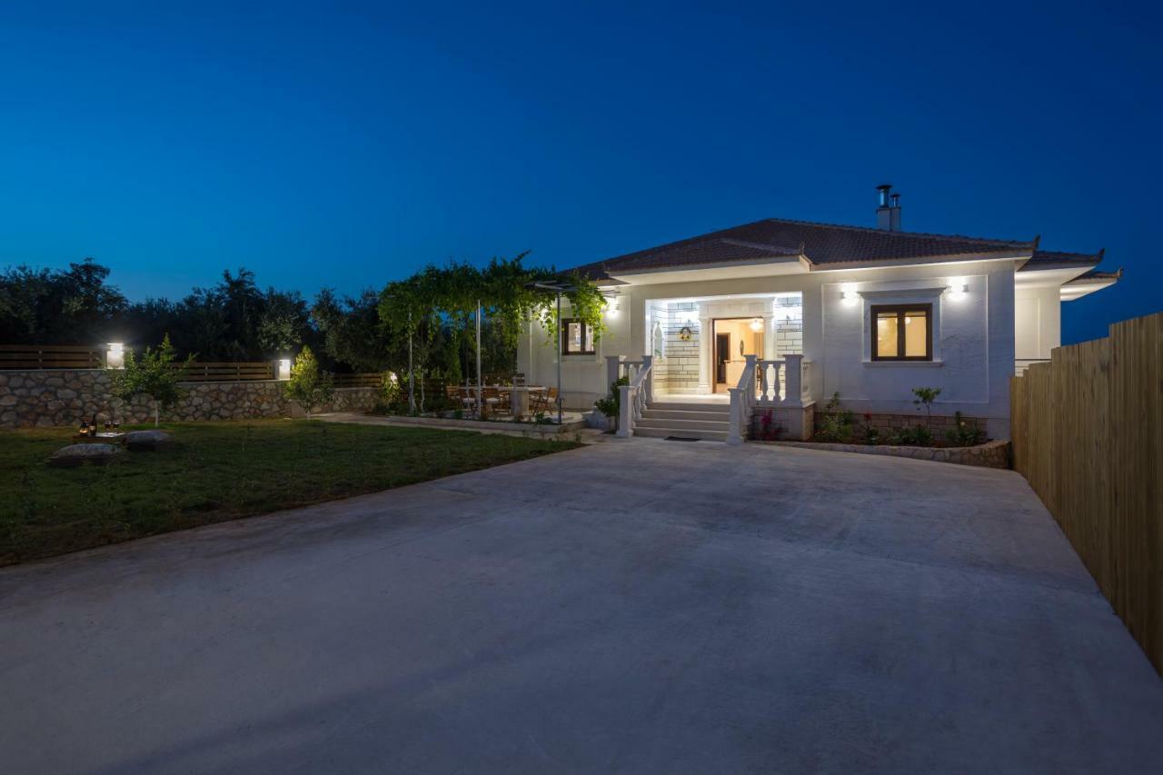 Villa Serenity Agia Marina  Luaran gambar